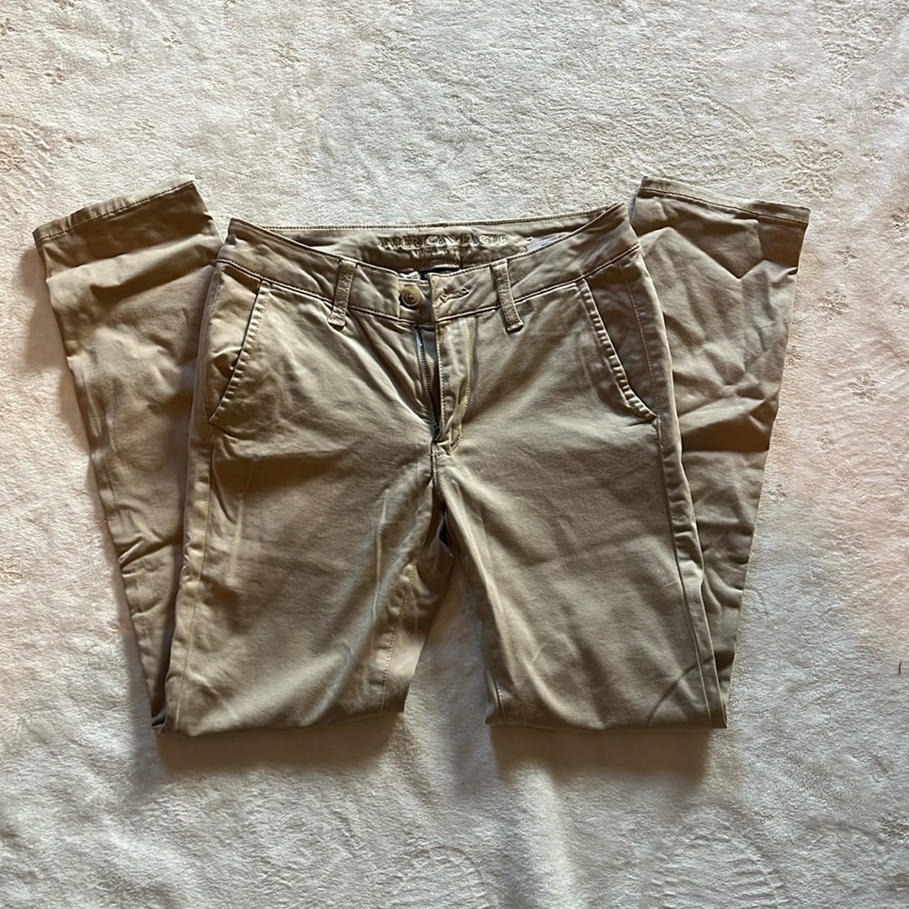 American Eagle kakhi skinny pants